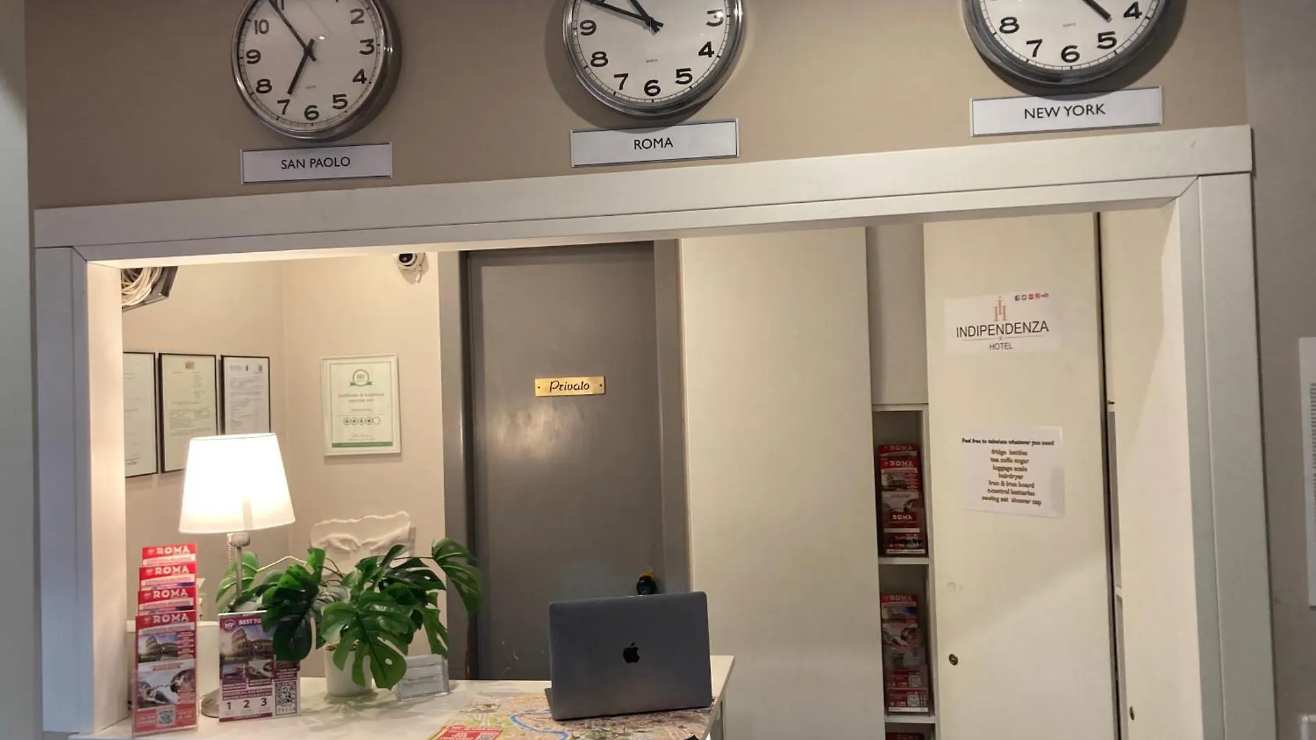 Hotel Indipendenza Roma 0*,
