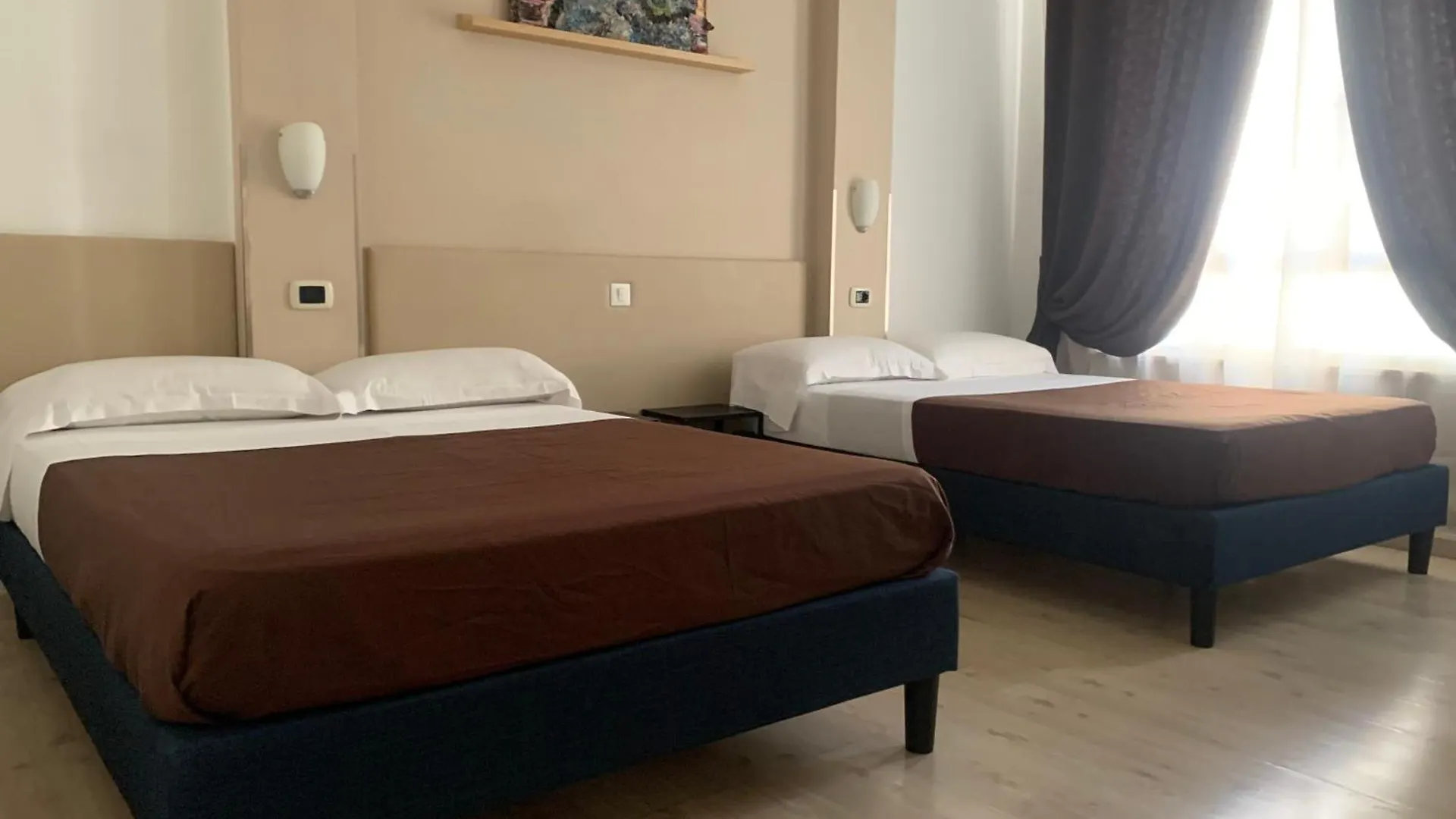Hotel Indipendenza Rzym